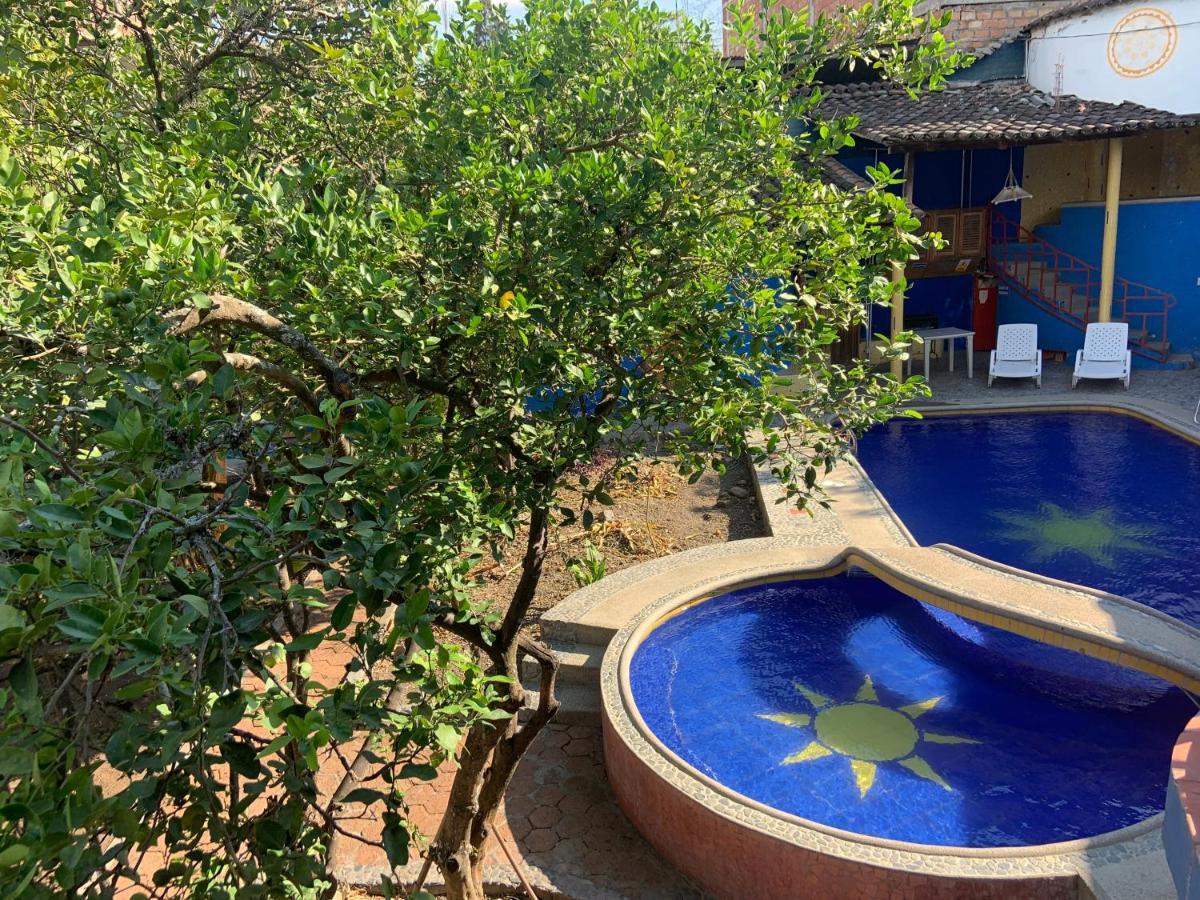 Hostal Jardin Escondido Vilcabamba Luaran gambar
