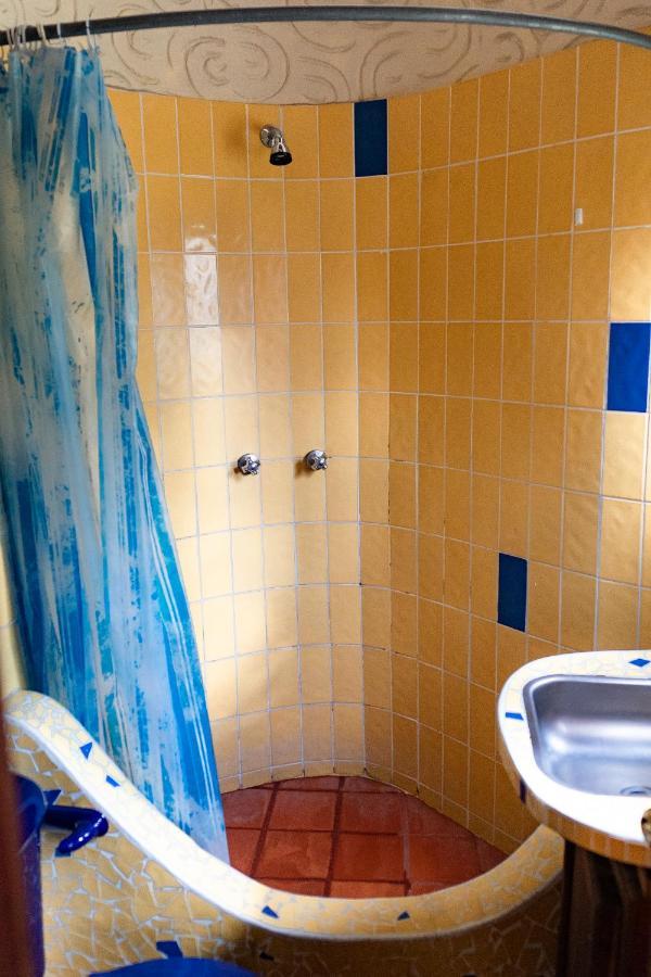 Hostal Jardin Escondido Vilcabamba Luaran gambar